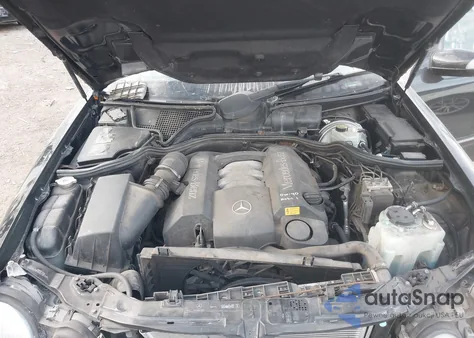 2002 Mercedes-Benz E 320 Special Edition из США, поврежденный, VIN WDBJF65JX2B489567